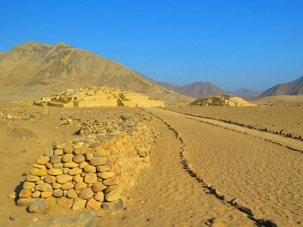 pyramid, desert, ancient civilization-1626352.jpg